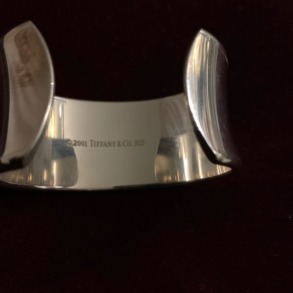 Tiffany & Company Cuff Bracelet (💯 Authentic) - Picture 4 of 7